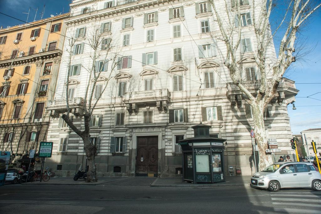 Готель Crossing Roma 1 Екстер'єр фото